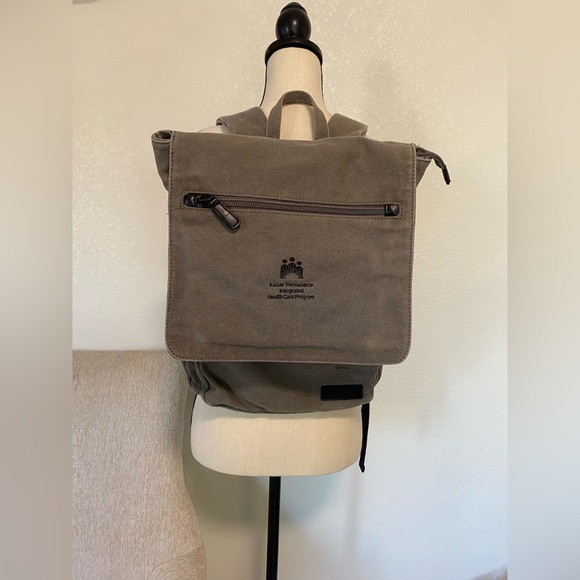 Kenneth Cole Reaction Other - Kenneth Cole Reaction Commuter Backpack Laptop/Tablet